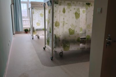 層流床：現代醫療的隱形護盾，如何為免疫力低下患者筑起生命防線？