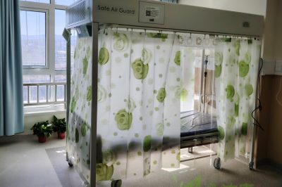 層流床在平涼市中西醫醫院的應用：打造無菌環境，顯著提升治療效果